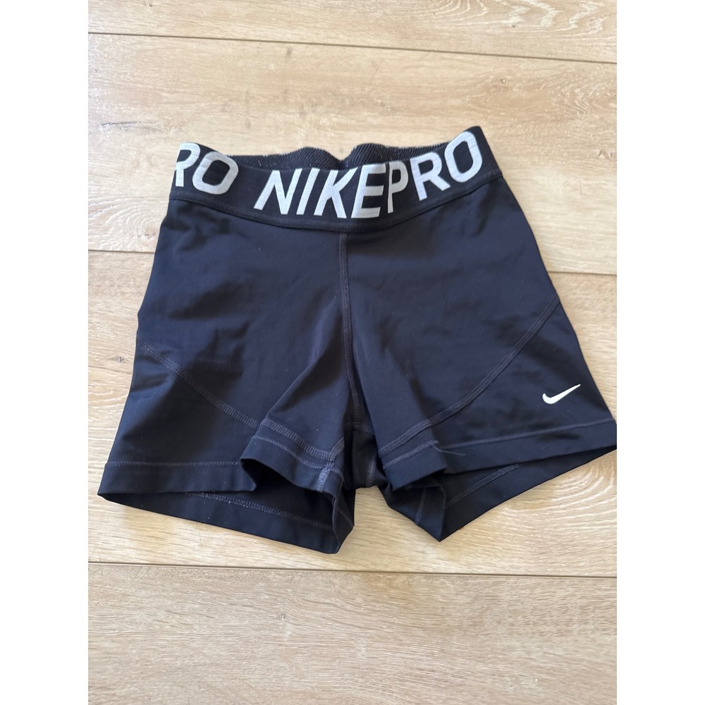 Nike Pro Dri-FIT Womens Black  Training Shorts Small 3 Inch Inseam #117